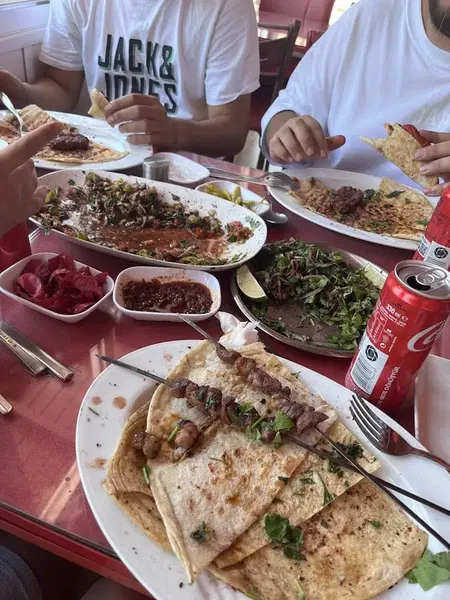 01 Kebapcım & Mersin Tantuni (Kadir Usta) - Photo 4