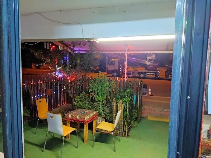 1Ader Büfe Nargi̇le - Photo 1