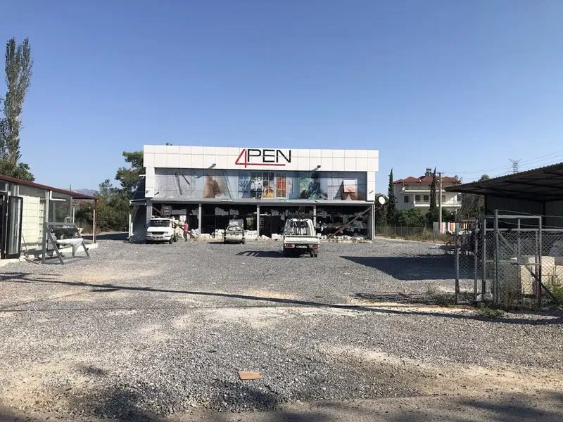 4 Pen - Photo 1