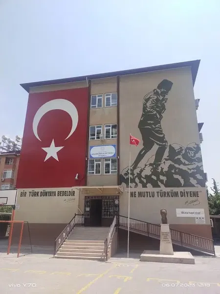 Abdurrahman ALAATTİNOĞLU Middle School - Photo 1