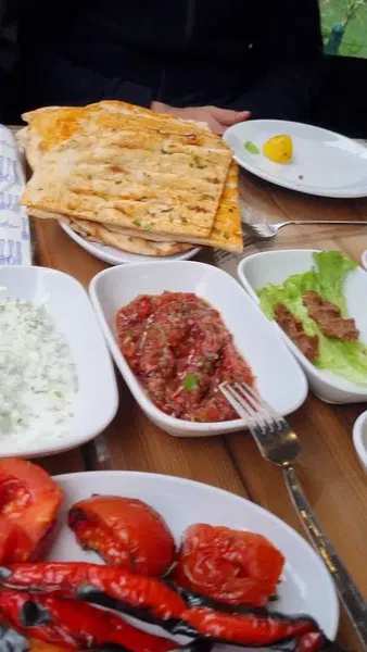 Adanalı Kebapcı Kazım Ocakbaşı - Photo 2