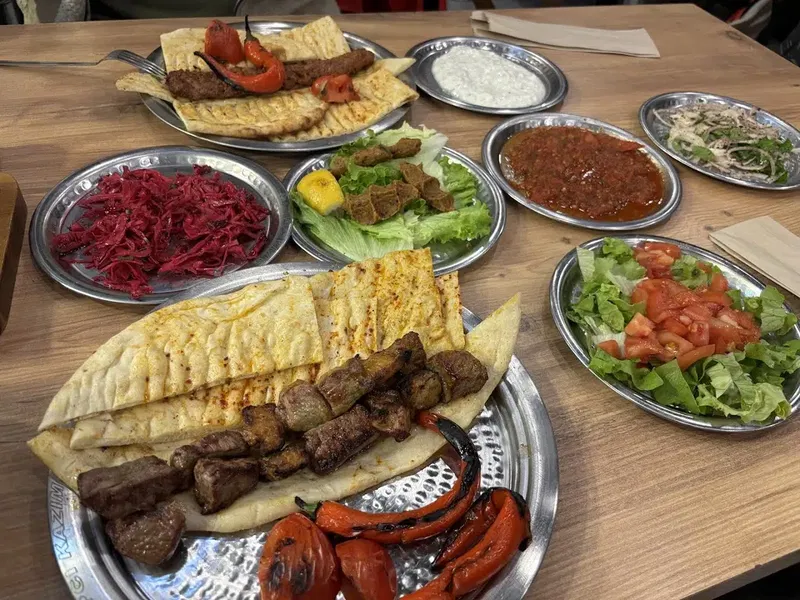 Adanalı Kebapcı Kazım Ocakbaşı - Photo 3