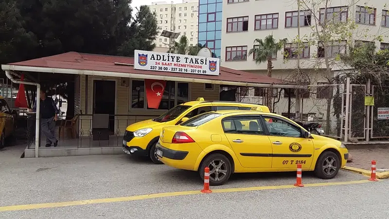 Adli̇ye Taksi̇ - Photo 4