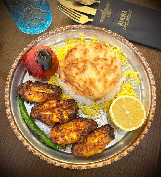 Ahura Restaurant - Photo 6