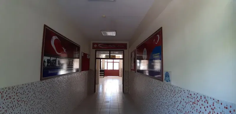 Akdeniz Anadolu Lisesi - Photo 5