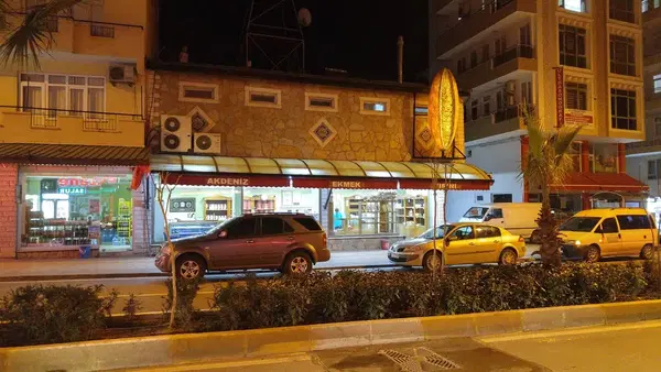 Akdeniz Ekmek