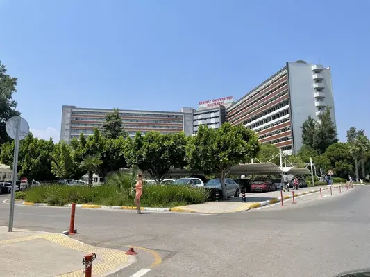 Akdeniz Üniversitesi Hastanesi Cerrahi Klinikleri