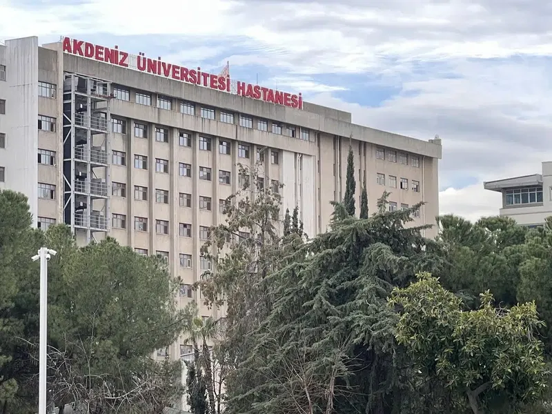 Akdeniz Üniversitesi Hastanesi - Photo 5