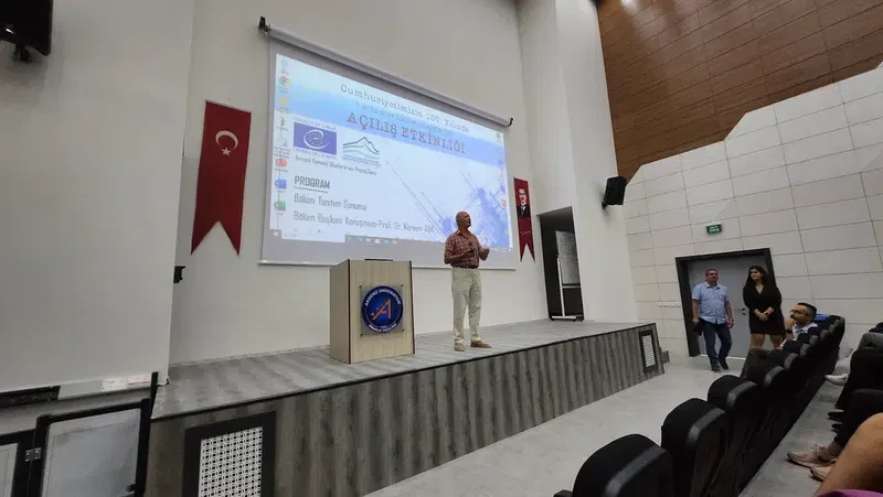 Akdeniz University Faculty of Architecture - Photo 3