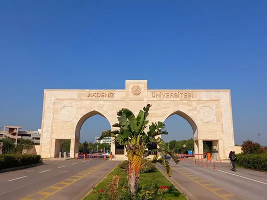 Akdeniz Üniversitesi