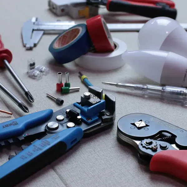 Akgün Tekni̇k Elektri̇k Ve Elektroni̇k - Photo 7
