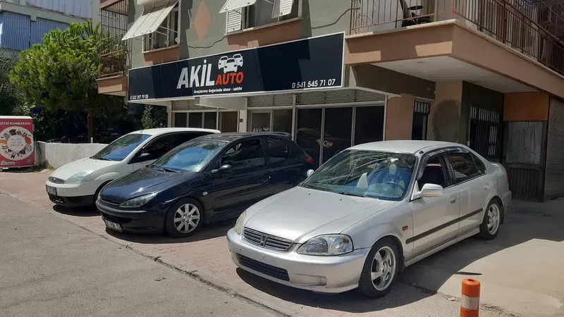 Aki̇l Auto - Photo 6