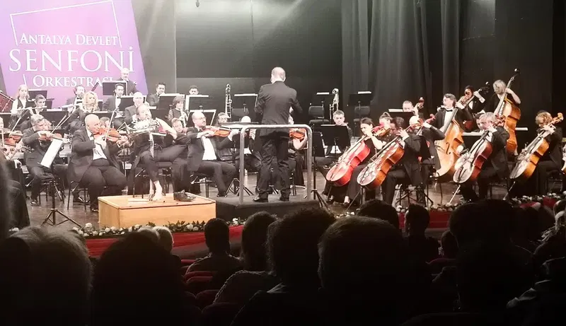 Akm Aspendos Salonu - Photo 10
