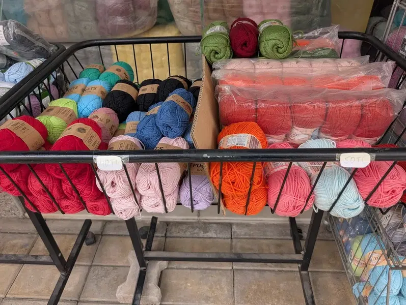 Alanya Alize Satış Noktası / Yarn & Wool / Garn & Wolle - Photo 9