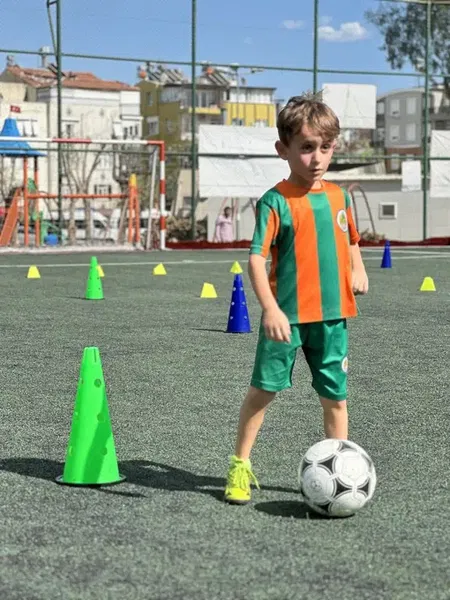 Alanyaspor Futbol Okulu - Photo 2