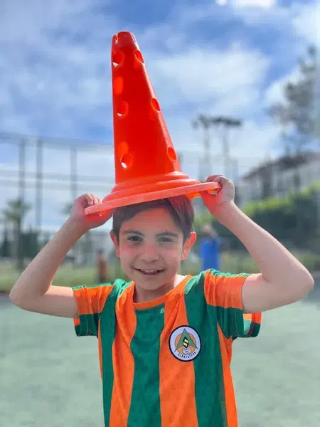 Alanyaspor Futbol Okulu - Photo 6