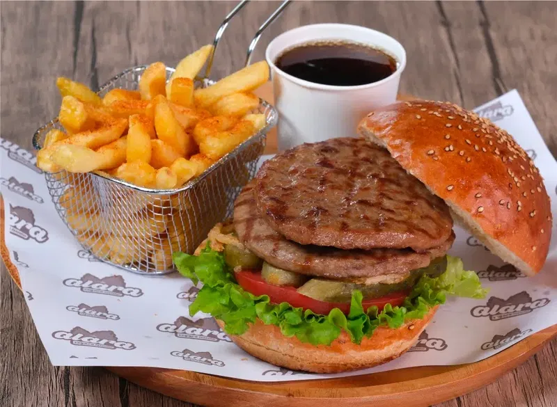 Alara Burger - Photo 7