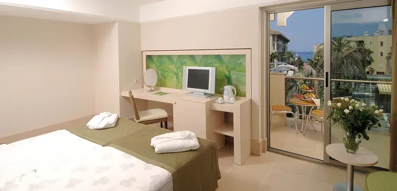 Ambassador Beach - Photo 3