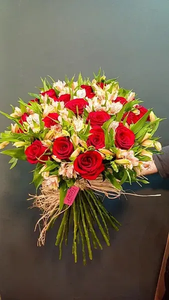 Amorisflowerhouse - Photo 3