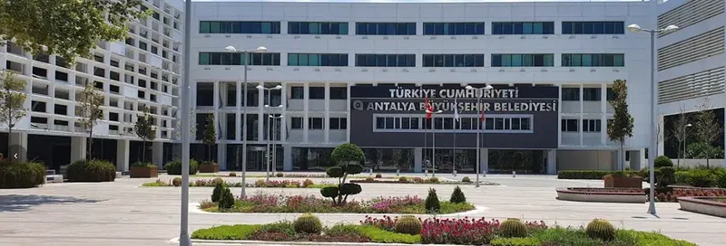 Antalya Metropolitan Municipality Service Building - Photo 1