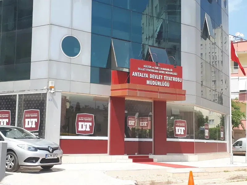 Antalya Devlet Tiyatrosu Müdürlüğü İdari Bina - Photo 1
