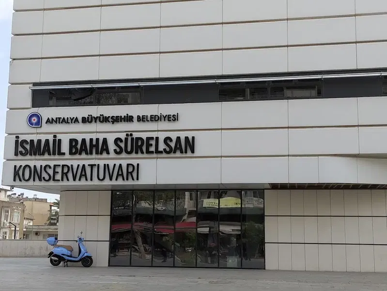 Antalya Devlet Tiyatrosu Müdürlüğü İdari Bina - Photo 6