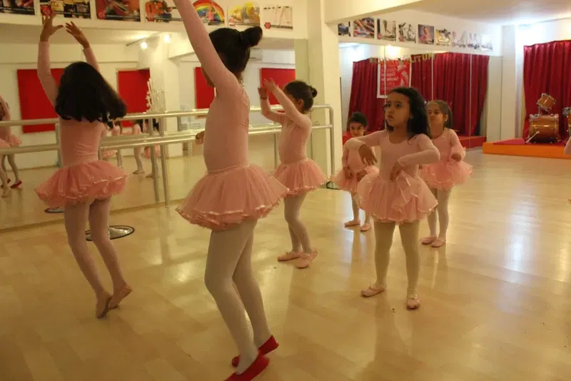 Antalya Güzel Sanatlar Eğitim Merkezi - Photo 6