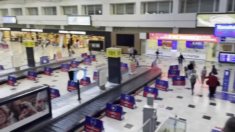 Antalya Airport - Photo 2