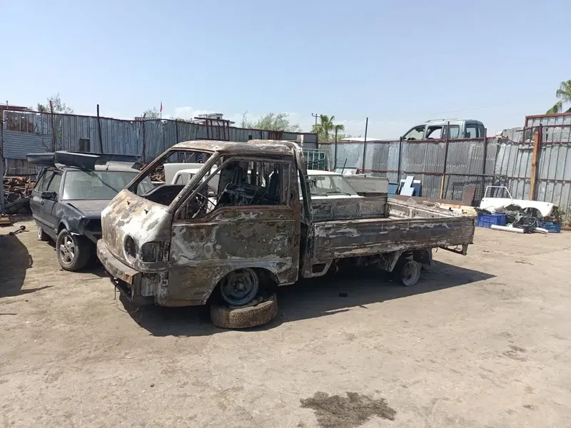 Antalya Oto Hurda - Çekme Belgeli Araç - Bayrakçı Hurdacılık - Photo 2