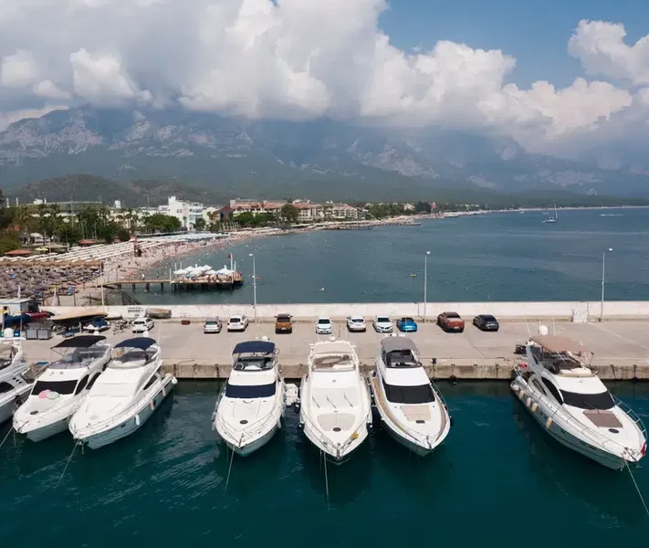Antalya Yachts - Photo 4