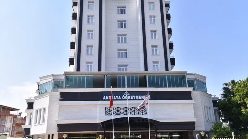 Antalya Öğretmenevi - Photo 1