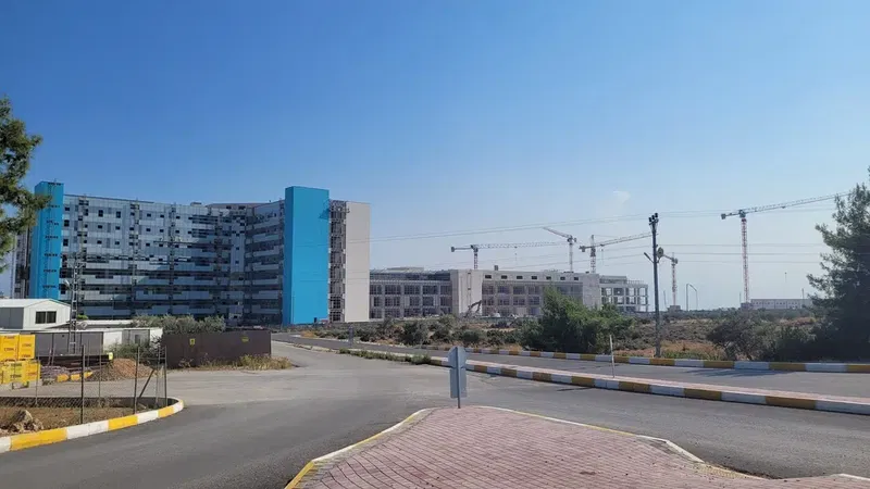 Antalya Şehi̇r Hastanesi̇ - Photo 5
