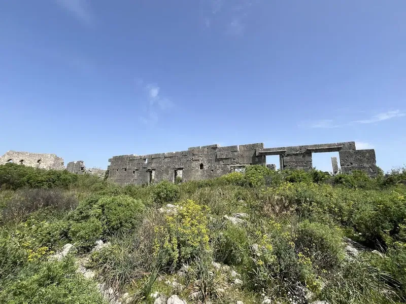 Antike Wehranlage - Photo 9