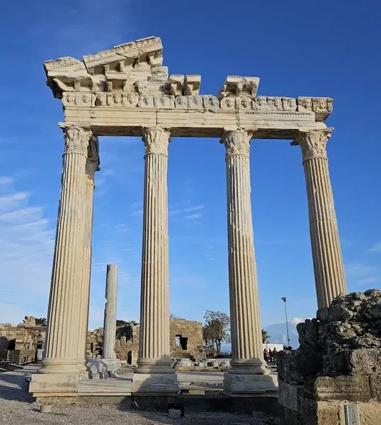 Apollon Tapınağı - Photo 7