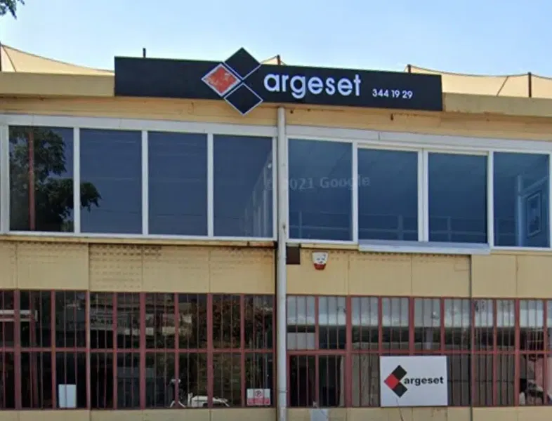 Argeset - Photo 2