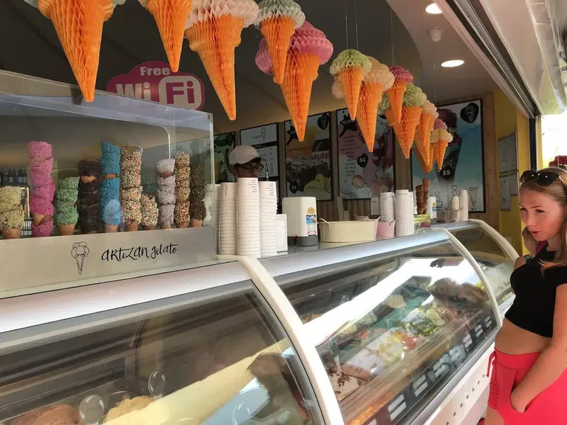 Artizan Gelato - Photo 5