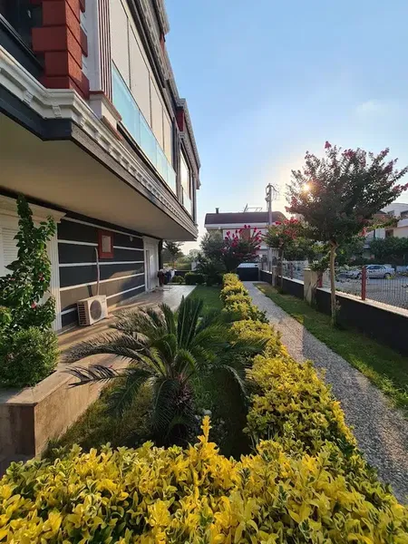 Avullar Palace - Photo 6