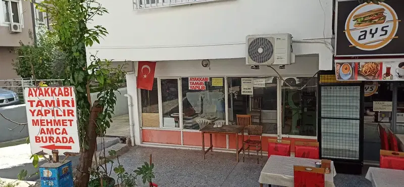 Ayakkabı Tamircisi Mehmet Amca - Photo 5