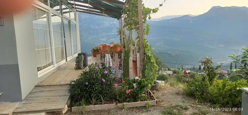 Ayhan Coskun - Photo 1