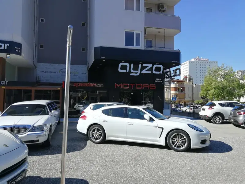 Ayza Motors - Photo 3