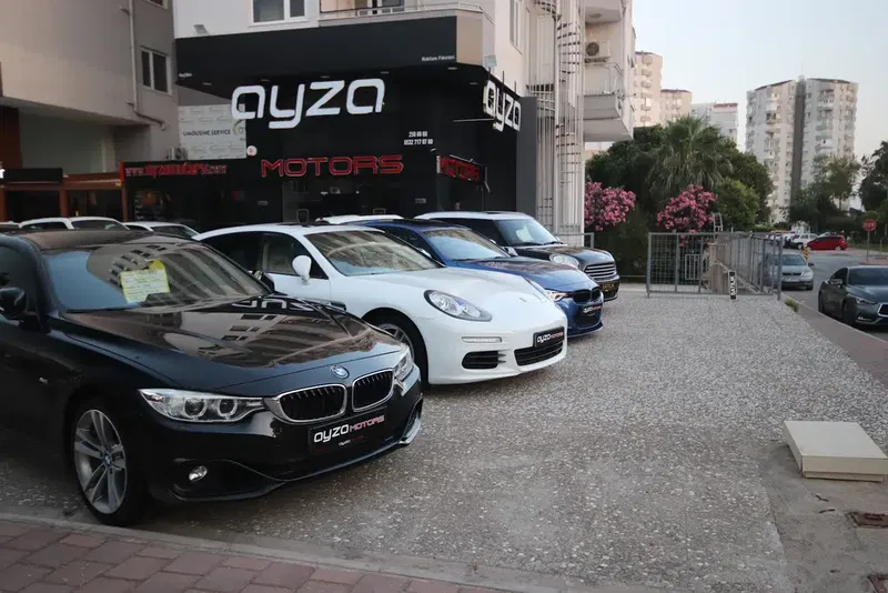Ayza Motors - Photo 8