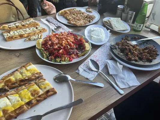 Aşçıoğlu Pide Lahmacun ve Saç Tava