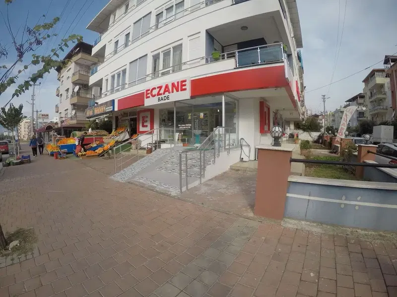 Bade Eczanesi - Photo 9