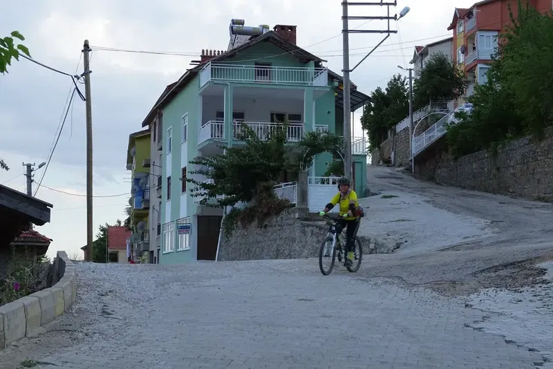 Bademli Dernek Kıraathanesi - Photo 4