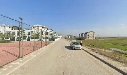 Basketball Playground - Photo 1