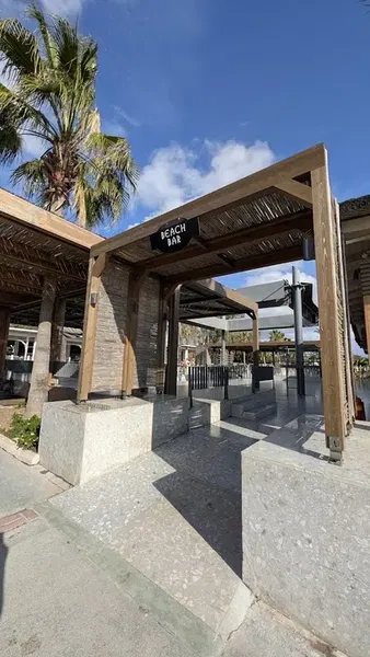 Beach Bar - Photo 3