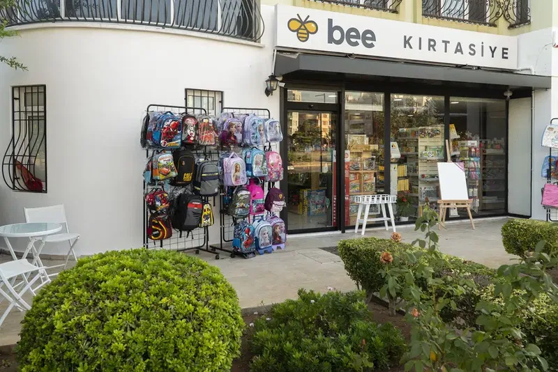 Bee Kırtasiye - Photo 1