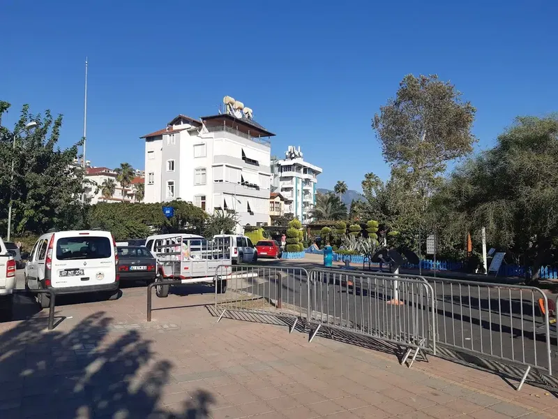 Belediye Otoparkı - Photo 5