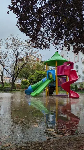 Belediye parkı - Photo 2