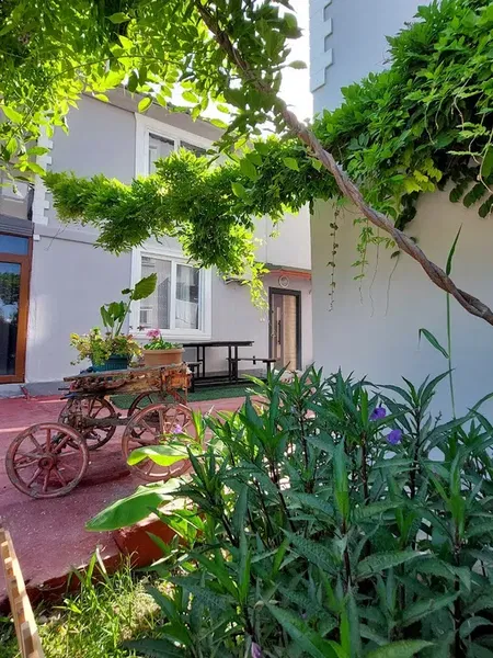 BelHomes Apart - Photo 1